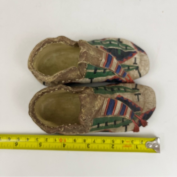 Southwestern Infant Decor Resin Moccasins - Picture 10 of 13